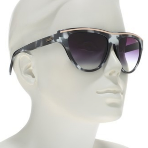 Quay Australia Flight Risk Sunglasses BLKWHTTORT - Picture 3 of 12